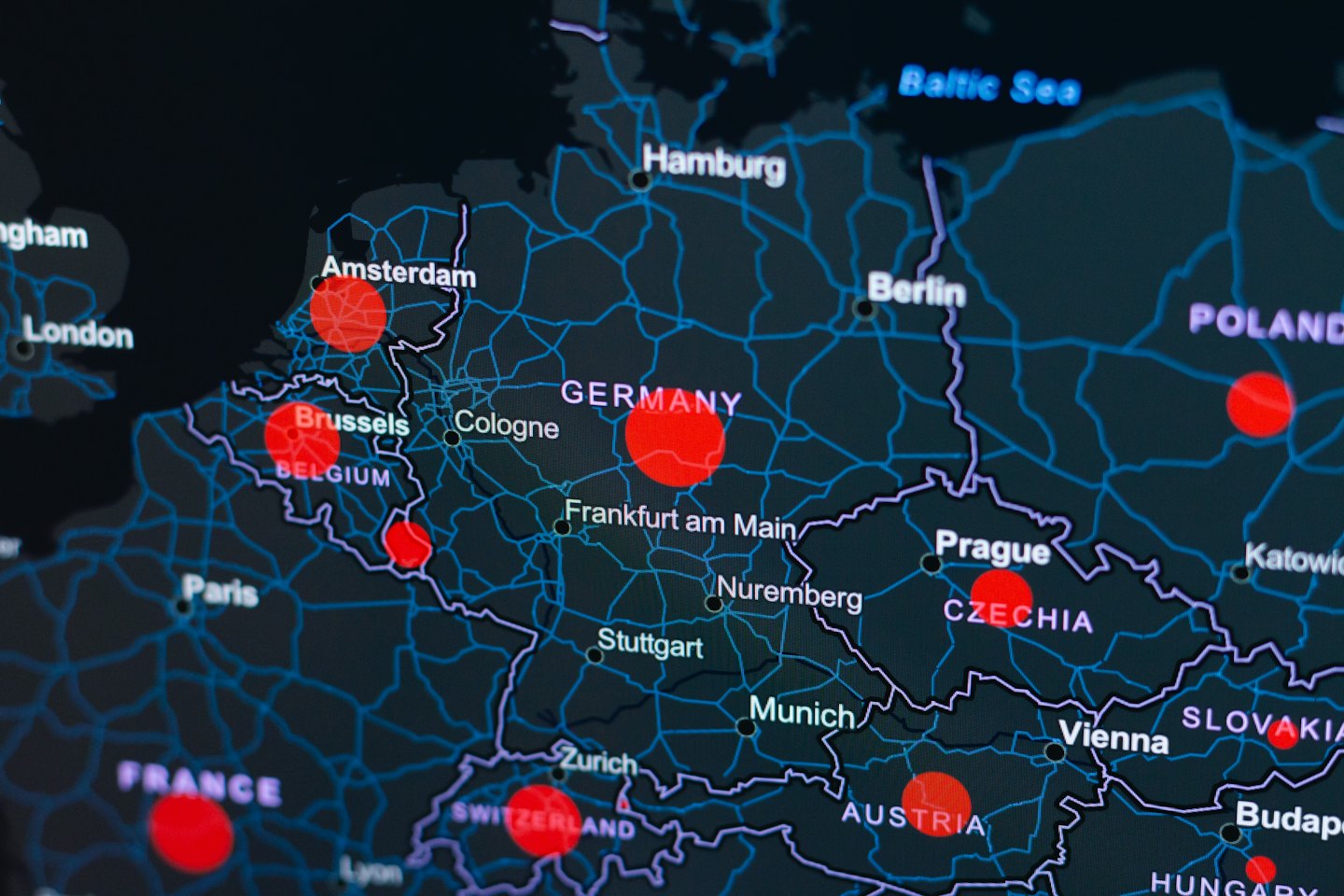 Digital map of Europe with highlighted cities and routes.